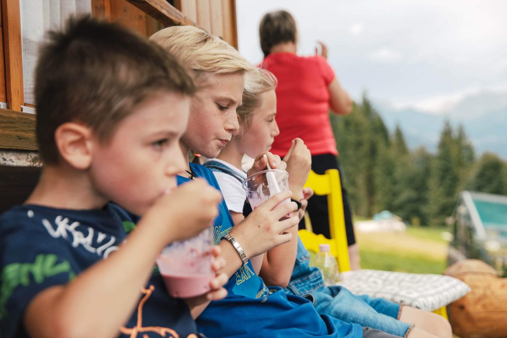 bambini in baita Hotel Panorama San Martino di Castrozza